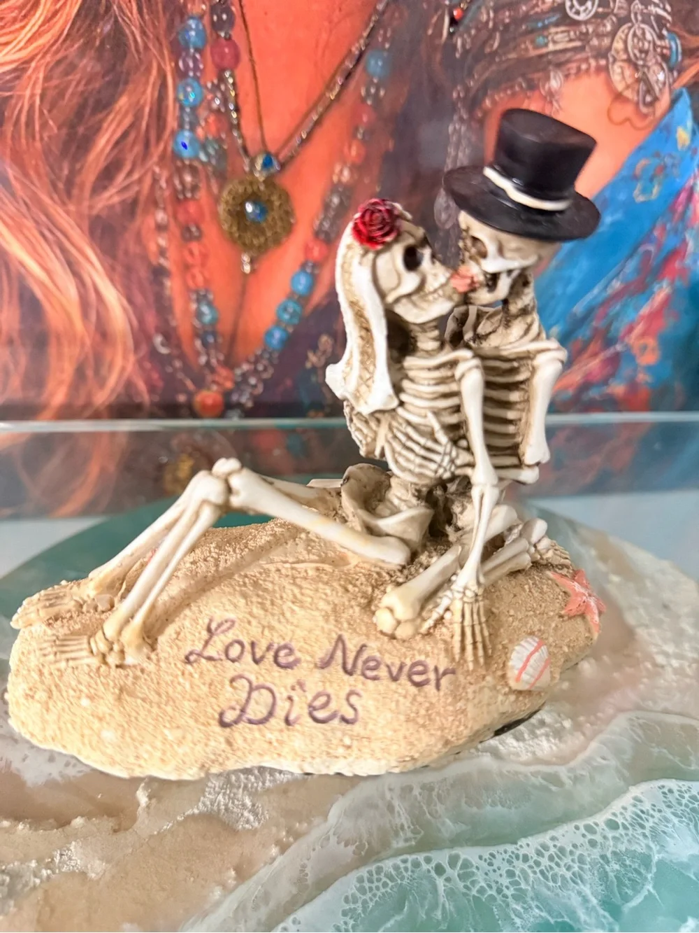 Love Never Dies Skeleton Couple Beach Figurine - Cream and Black